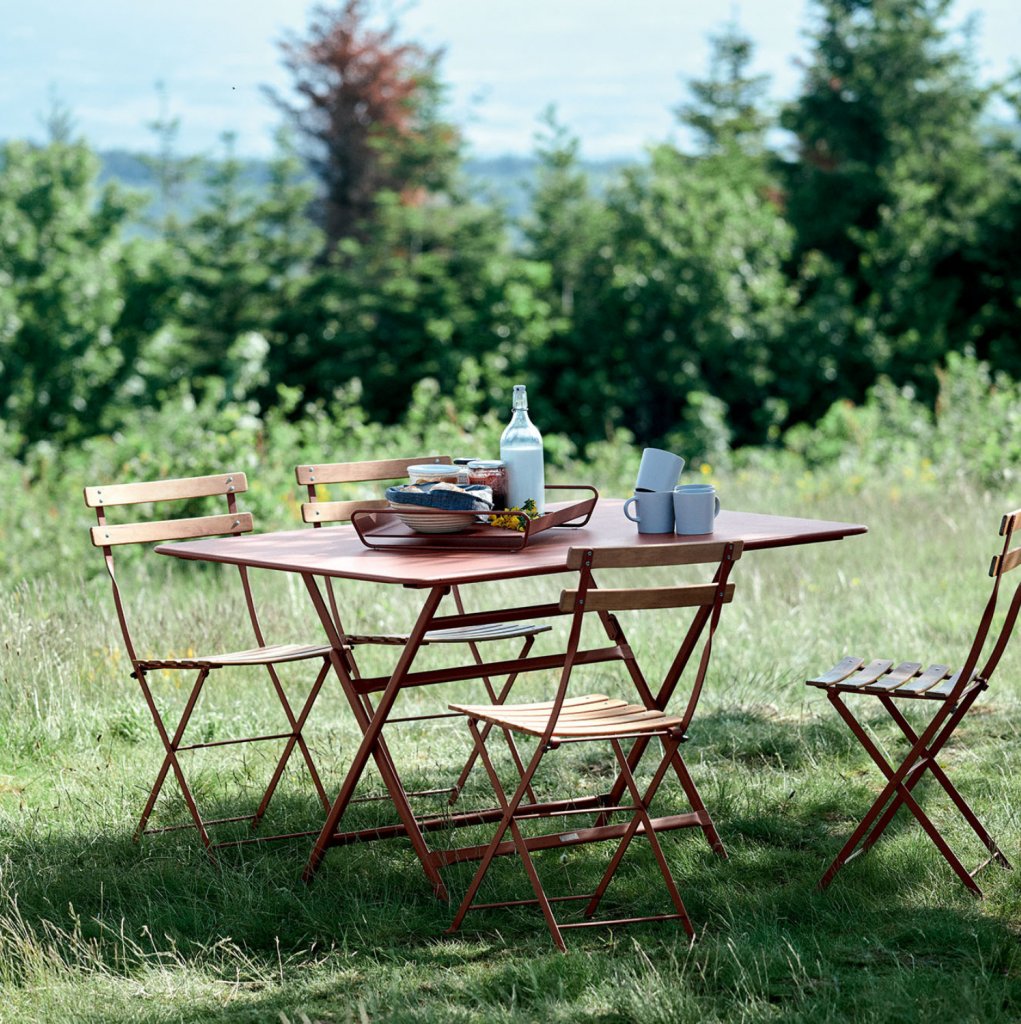Caractere Mesa comedor de exterior