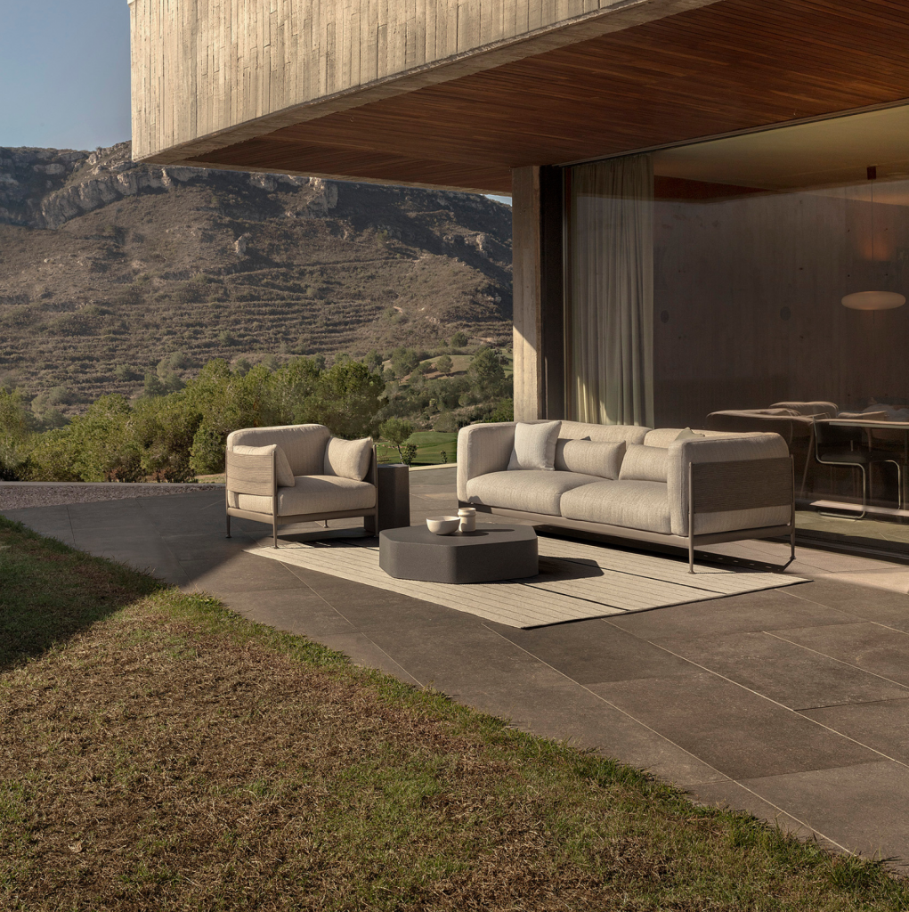 Sofá Obi premium para exterior