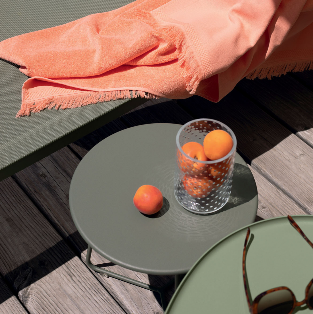 Mesa cocotte de acero Fermob (5)